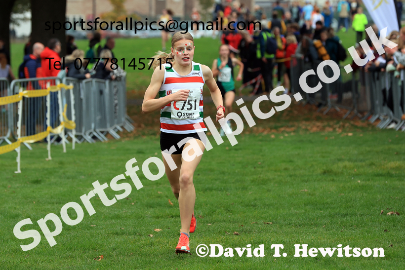 Womens Under-17s relay, 2025 Northern Cross Country Relays, Graves Park, Sheffield. Photo: David T. Hewitson/Sports for All Pics